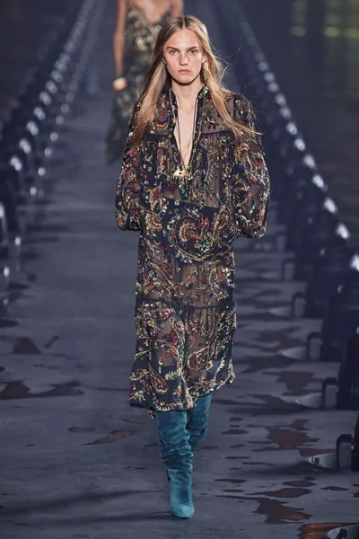 Look 41